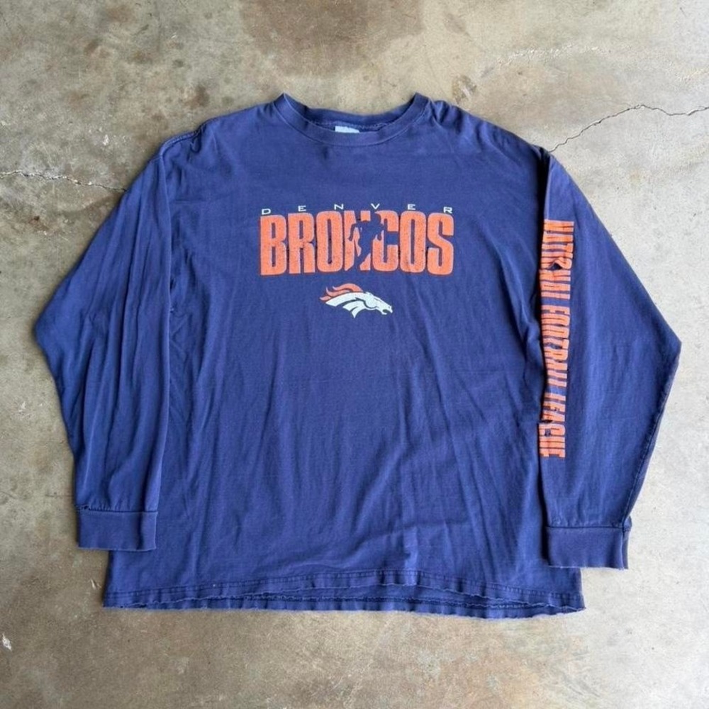 Vintage 90s logo athletic Denver Broncos navy long sleeve shirt Size XL